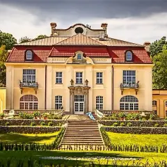 Pałac Goetza w Brzesku: historia, tajemnice i aktualny stan zabytku