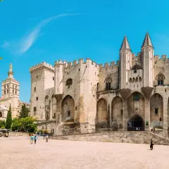 Pałac Papieski w Awinionie: historia, architektura i praktyczne porady dla turystów
