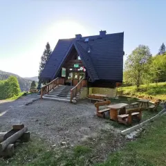 Bacówka pod Honem - idealne miejsce na wypoczynek w Bieszczadach