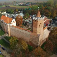 Zamek Królewski w Łęczycy: historia, zwiedzanie i tajemnice średniowiecznej twierdzy