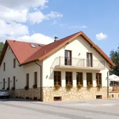 Dworek Biesiadny Radzewice - idealne miejsce na wesele i wypoczynek