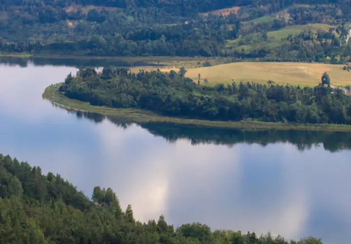 Jezioro Uścimowskie - piękno natury i atrakcje w Lubelszczyźnie