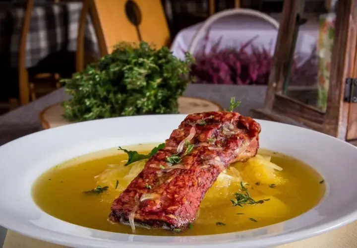 Sichlański Dworek menu – odkryj wyjątkowe dania i smaki