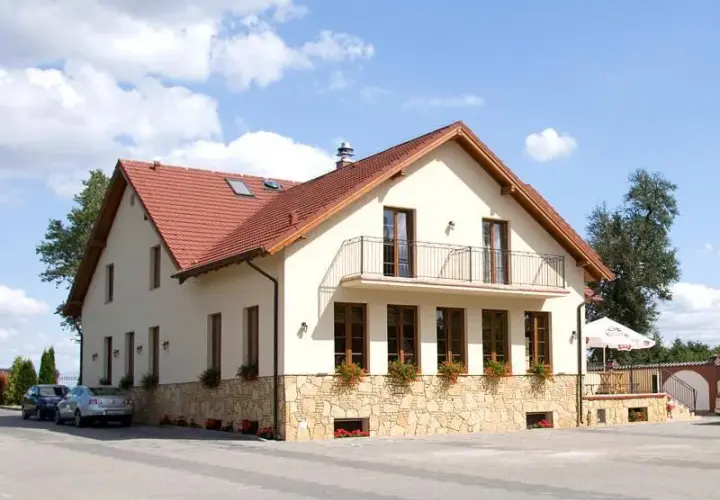 Dworek Biesiadny Radzewice - idealne miejsce na wesele i wypoczynek
