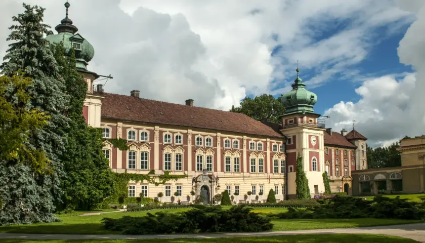 Zamek w Łańcucie zdjęcia: Odkryj piękno i tajemnice architektury