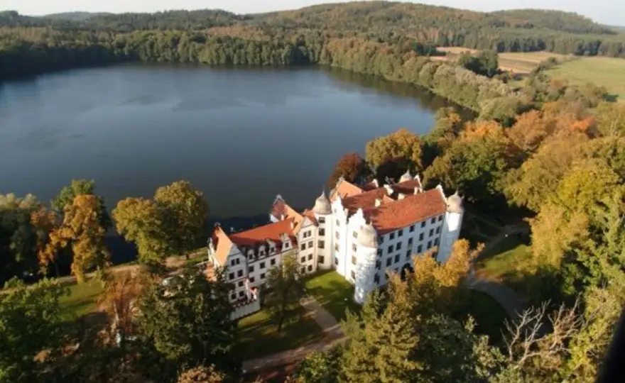 Zamek rycerski w Krągu - fascynująca historia i wyjątkowe atrakcje