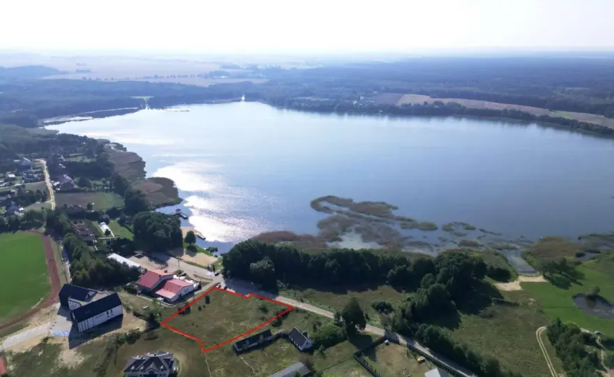 Działka nad jeziorem Warmińsko-Mazurskie - idealna na inwestycję lub wypoczynek