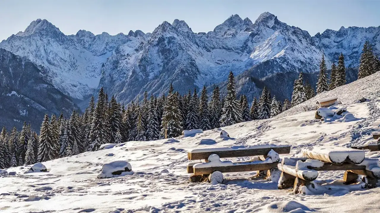 Zdjęcie Tatry zima jakie szlaki wybrać dla początkujących w górach